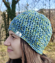 Carica l'immagine nel visualizzatore di Gallery, Cima del Redentore azzurro e verde acido