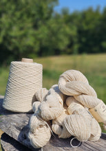 Load image into Gallery viewer, Hemp me 🌿🧶
